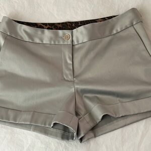 Womens Express Gray Shorts Size 6 Pockets Silver Hardware